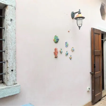 アパート Casa Canevini