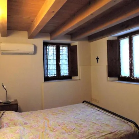 Casa Canevini * Garda (Verona)